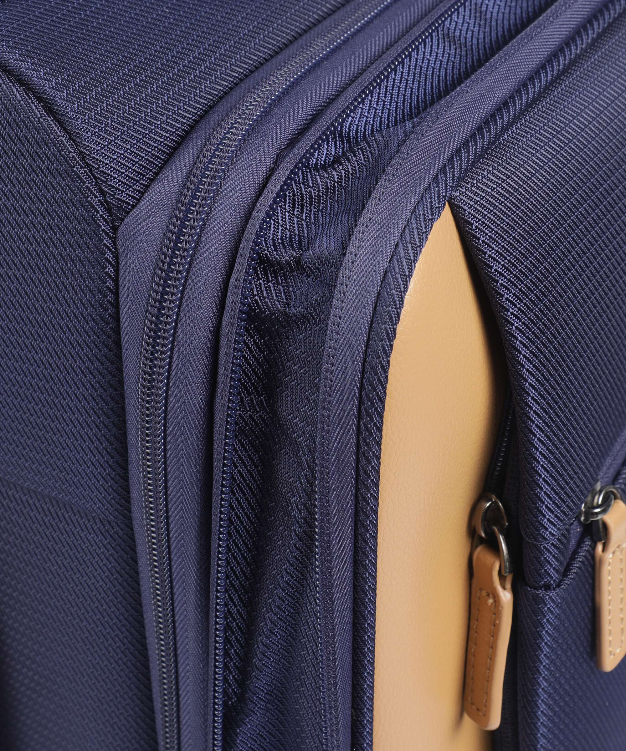 Delsey Paris Montmartre Air 3.0 Slim Valigia trolley (4 ruote) navy - Image 4